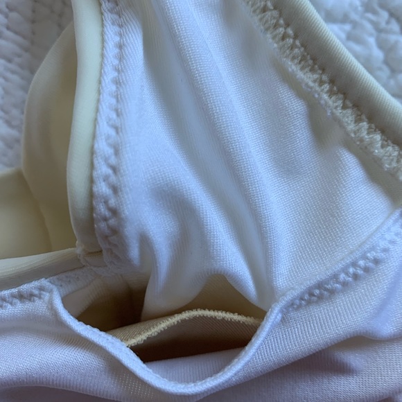 Square-Neck One-Piece Old Navy Swimsuit with Full Coverage - Picture 5 of 14